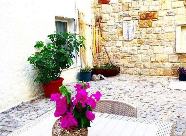 آپارتمان 1 خوابه, Apart Tu çeşme