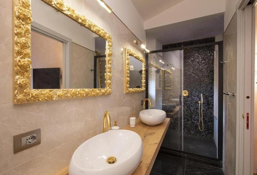 キングサイズベッドのスタンダードルーム, La Togata Hotellerie De Charme Relais Il Terrazzo