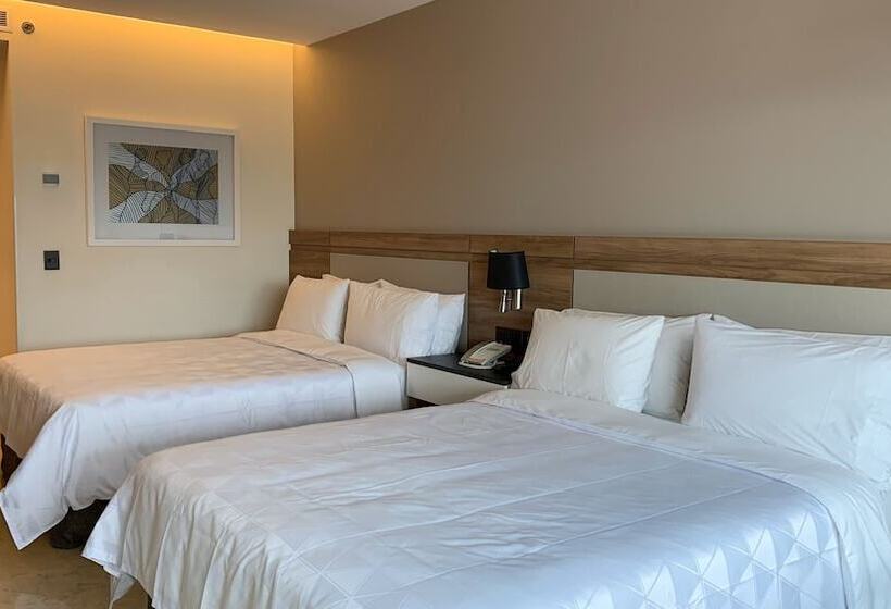 اتاق استاندارد با 2 تخت دوبل, Holiday Inn & Suites   Puerto Vallarta Marina & Golf, An Ihg