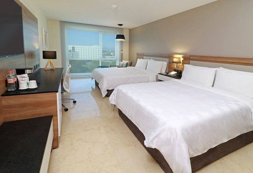 اتاق استاندارد با 2 تخت دوبل, Holiday Inn & Suites   Puerto Vallarta Marina & Golf, An Ihg