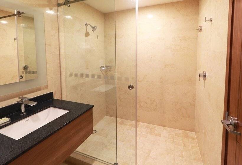 اتاق استاندارد با 2 تخت دوبل, Holiday Inn & Suites   Puerto Vallarta Marina & Golf, An Ihg