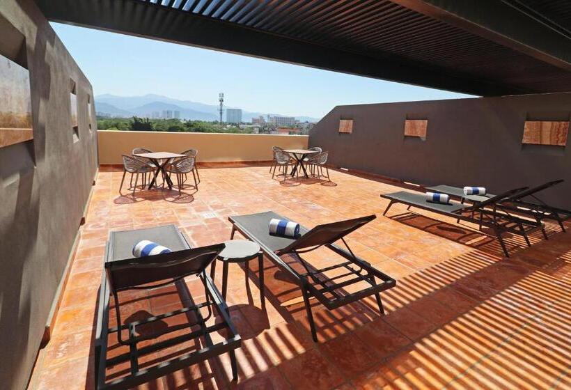 سوئیت با تخت بزرگ, Holiday Inn & Suites   Puerto Vallarta Marina & Golf, An Ihg