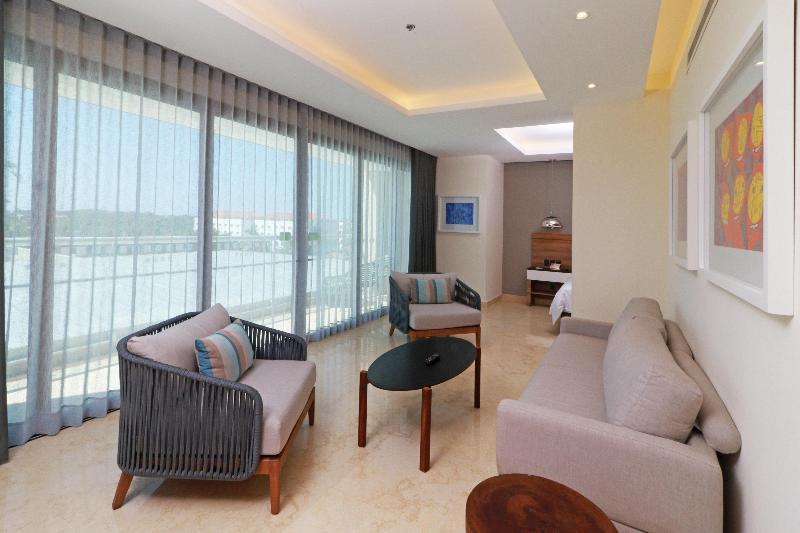 سوئیت با تخت بزرگ, Holiday Inn & Suites   Puerto Vallarta Marina & Golf, An Ihg