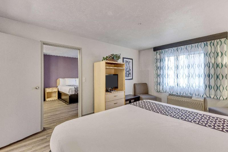带大床的套房, La Quinta By Wyndham North Orem