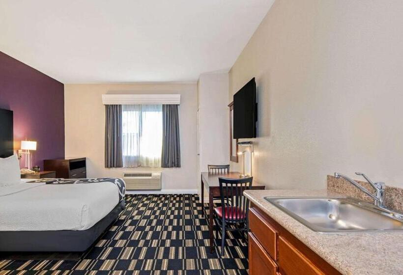 스탠다드 룸 킹사이즈 침대, The Hotel Oceanside