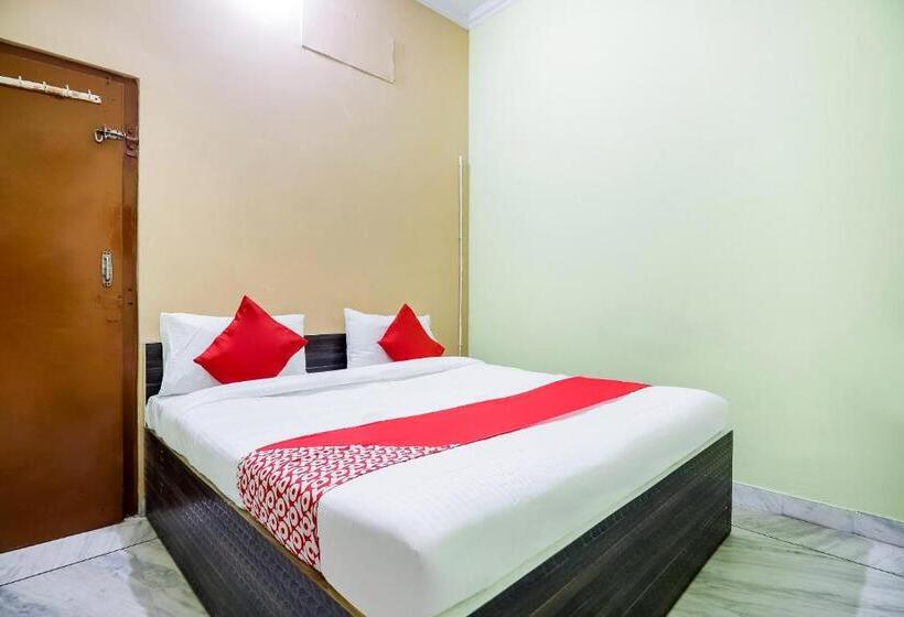 Трехместный Номер Классика, Oyo 66940 New Delhi Grand