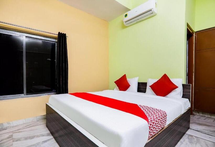 Трехместный Номер Классика, Oyo 66940 New Delhi Grand