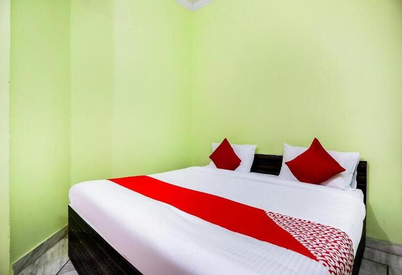 Трехместный Номер Классика, Oyo 66940 New Delhi Grand
