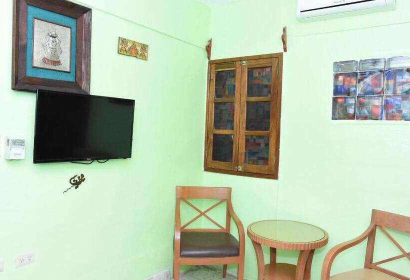 Standart Oda, Cancun Guest House 6