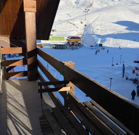 آپارتمان لوکس 1 خوابه, New Gudauri Suites By Gudauri Travel