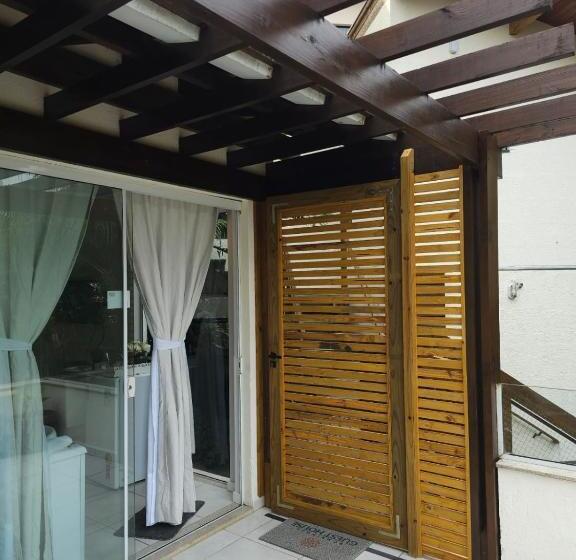 이그제큐티브 스위트, Bombinhas Guest House