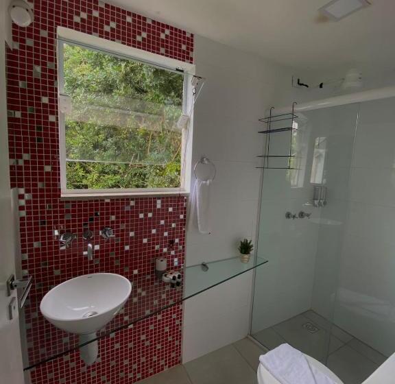 디럭스 자쿠지룸, Bombinhas Guest House