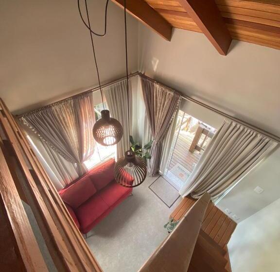 デラックススイート, Bombinhas Guest House