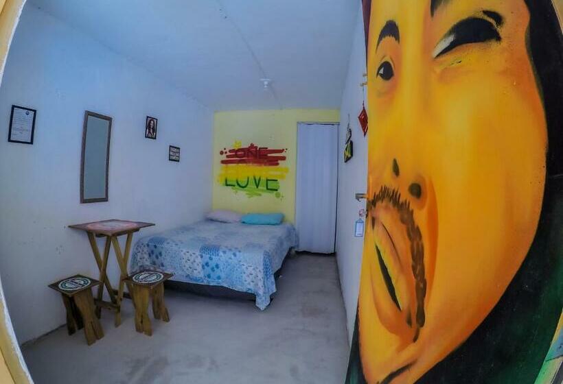 סוויטה, Arte & Hostel
