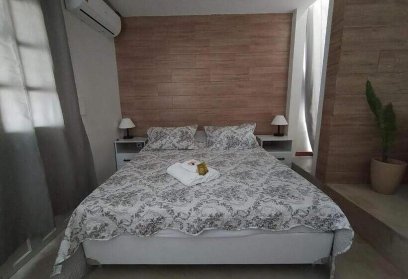 اتاق استاندارد با بالکن و چشم‌انداز دریا, Casa De Hóspedes Guesthouse Prainha