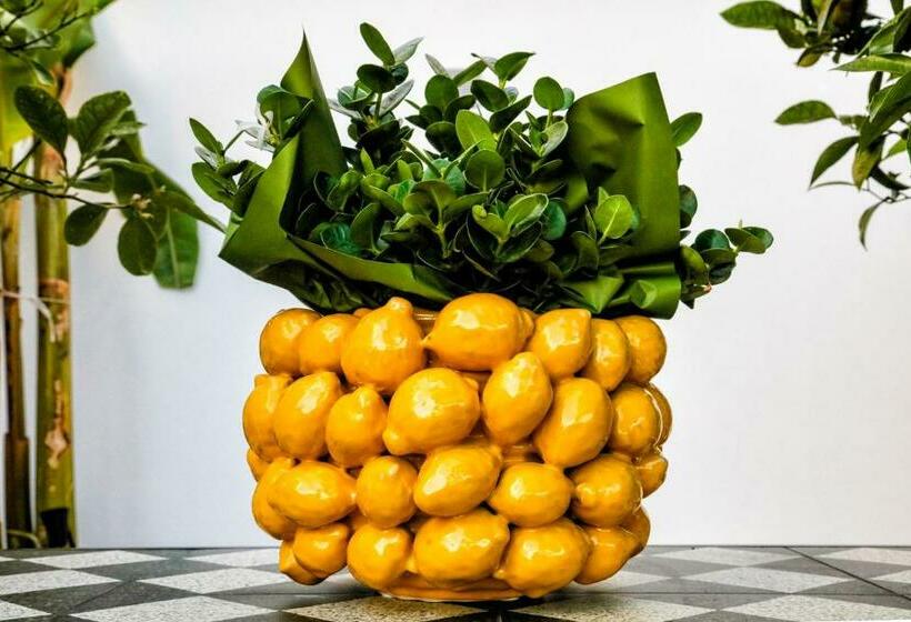 Полулюкс с Балконом, Manzoni 46   Ospitalità Siciliana