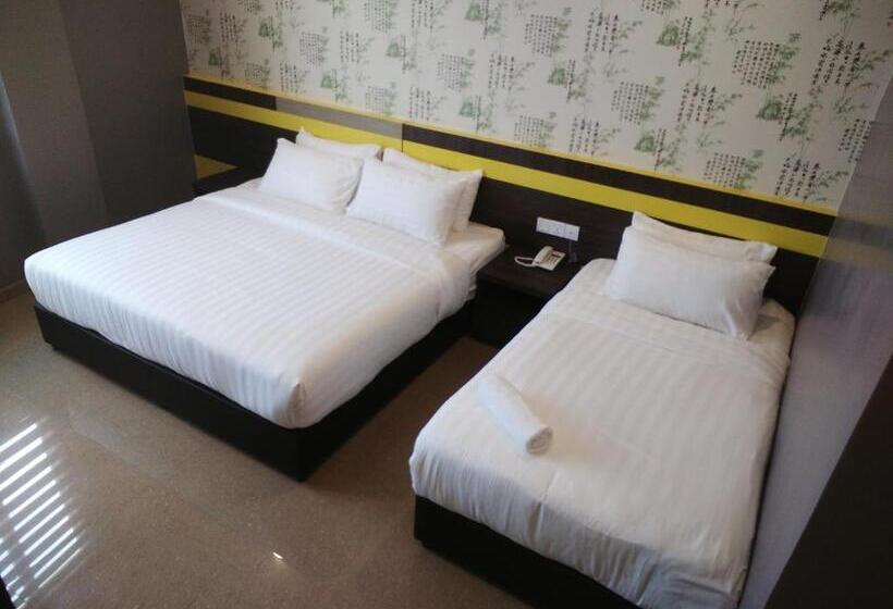 Трехместный Номер Deluxe, Kampar Boutique