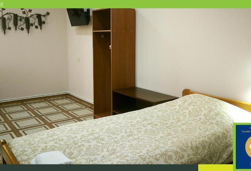 سوییت خانوادگی, Guest House Hasmik