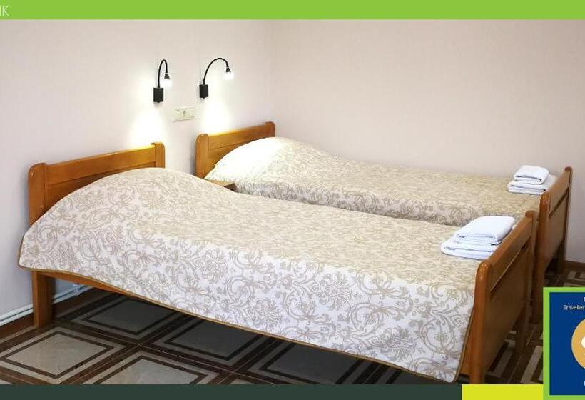 سوییت خانوادگی, Guest House Hasmik