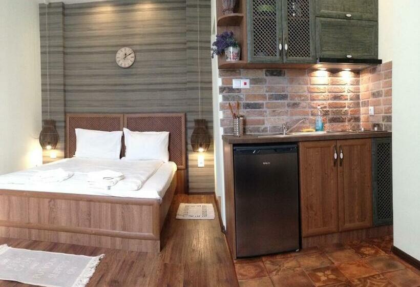 デラックススタジオ, Guest Rooms Maria Luiza