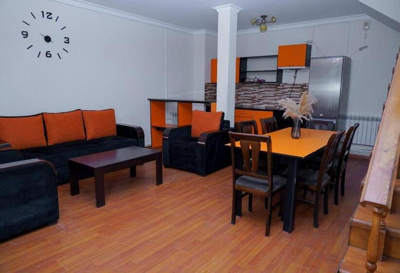 Семейный Номер Вид на Сад, Restland Dilijan Family