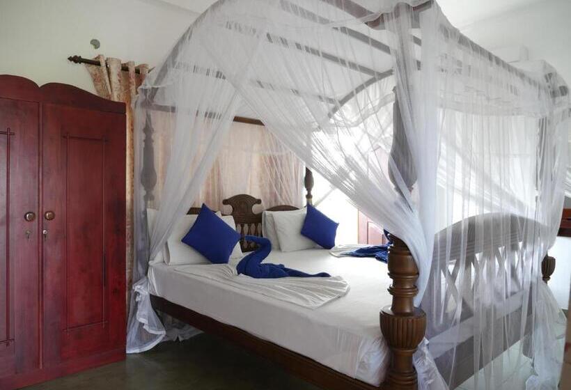 Номер Deluxe, Ocean View Tourist Guest House At Negombo Beach