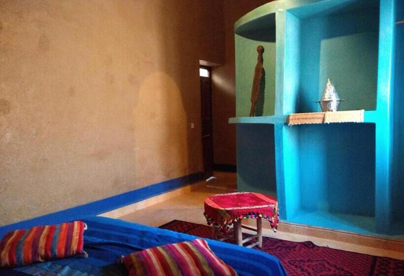 Quarto Triplo Estandar, Kasbah Planet Sahara