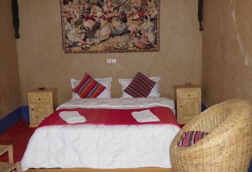 Quarto Estandar Banheiro Compartilhado, Kasbah Planet Sahara