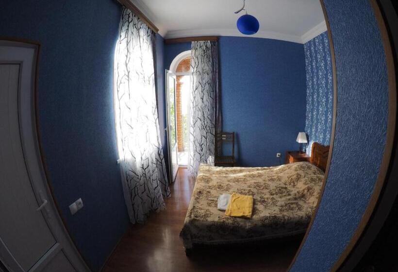 اتاق استاندارد با چشم‌انداز کوهستان, Zandarashvili Guest House