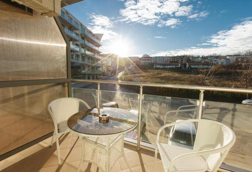 Студия Deluxe, Silver Beach Apart Complex