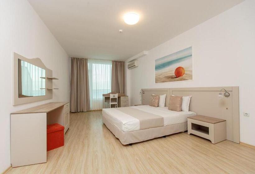 Апартаменты Deluxe 2 Спальни Вид на Море, Silver Beach Apart Complex