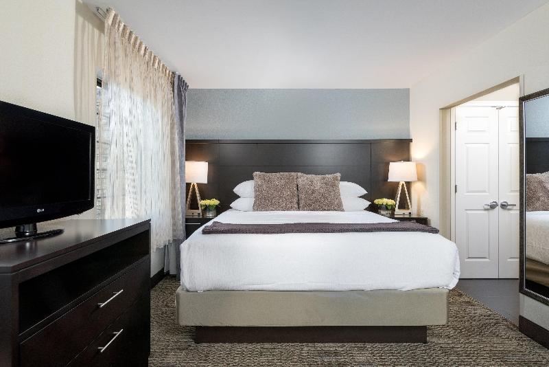 سوئیت با تخت بزرگ, Staybridge Suites Chantilly Dulles Airport, An Ihg