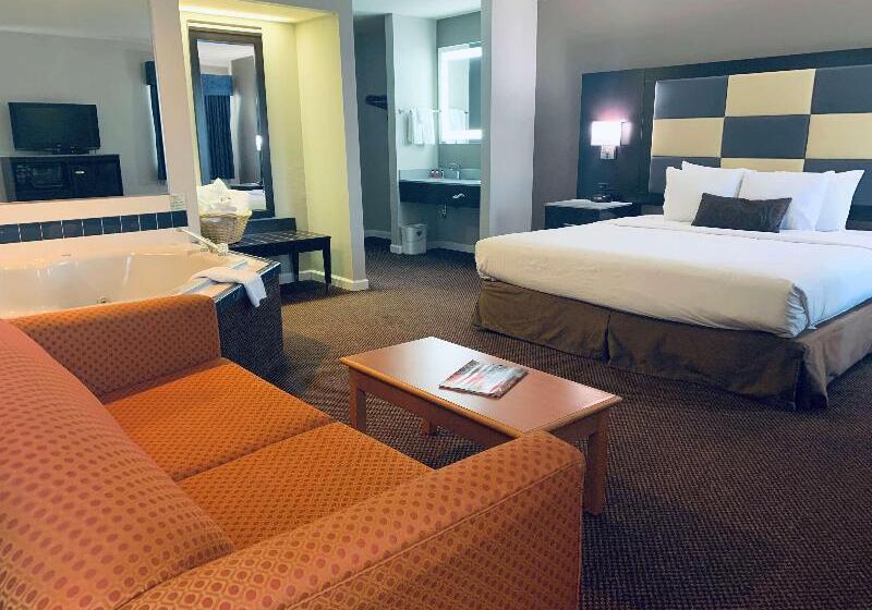 스위트 킹사이즈 침대, Surestay Plus Hotel By Best Western Redding