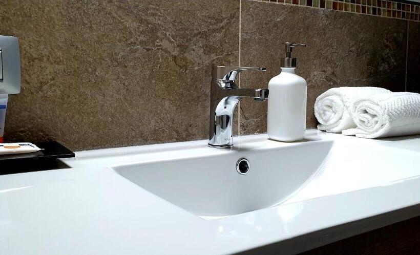 Полулюкс, Villa Riviera Hotel Udine