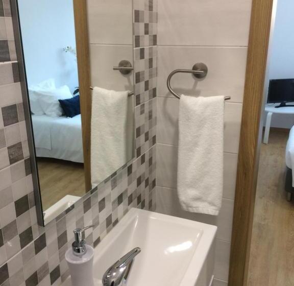 اتاق استاندارد, Aveiro White House
