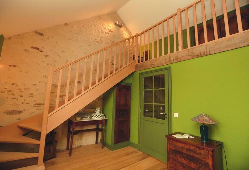 标准间, La Petite Ferme