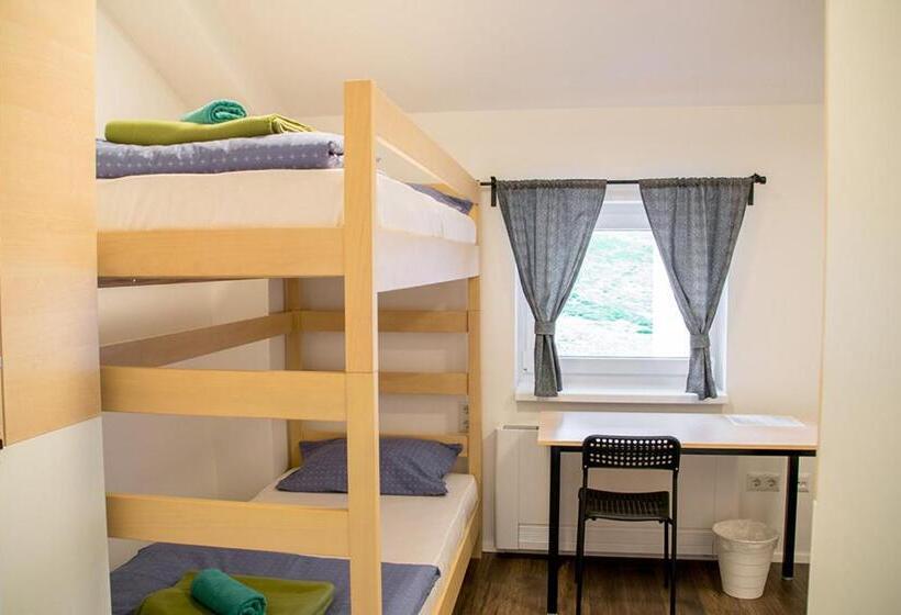 Номер Стандарт Трехместный, Wine Hill Hostel