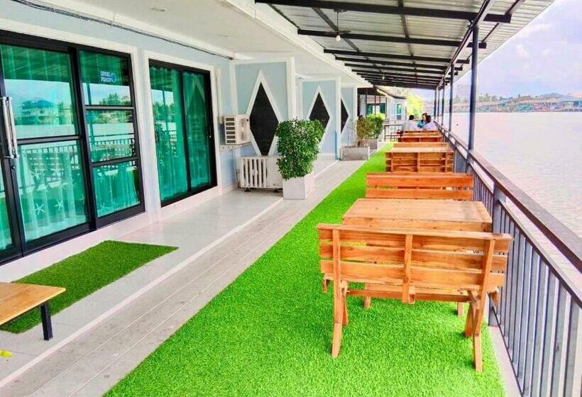 اتاق استاندارد با تخت بزرگ, Chaiyai River Front