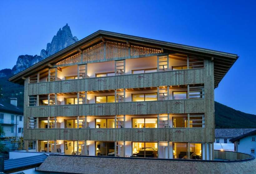 Люкс Superior, Artnatur Dolomites