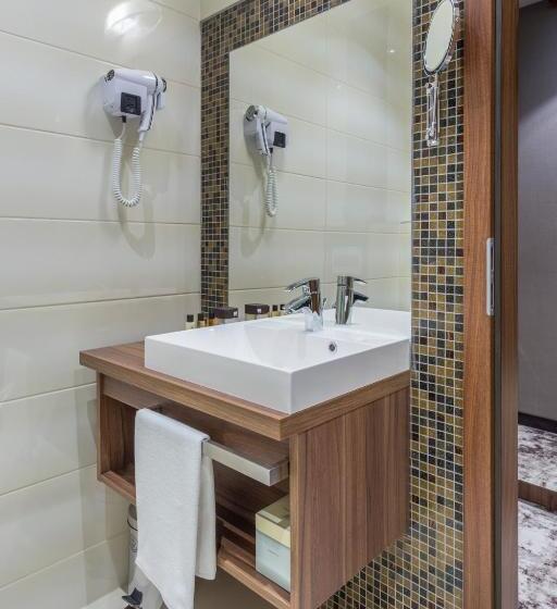 Номер Стандарт, Outlet Hotel Polgár