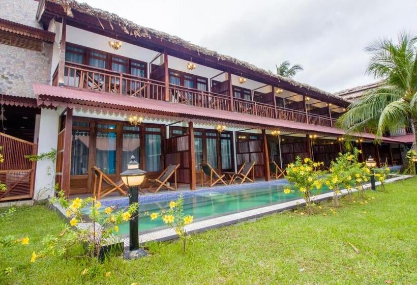 디럭스 룸, Symphony Summer Sands Beach Resort And Spa