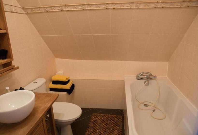 Четырехместный Номер Superior, Chez Aurélia   Chambres & Table D Hôtes