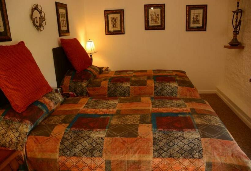 Номер Deluxe, Les Noyers Aulnay
