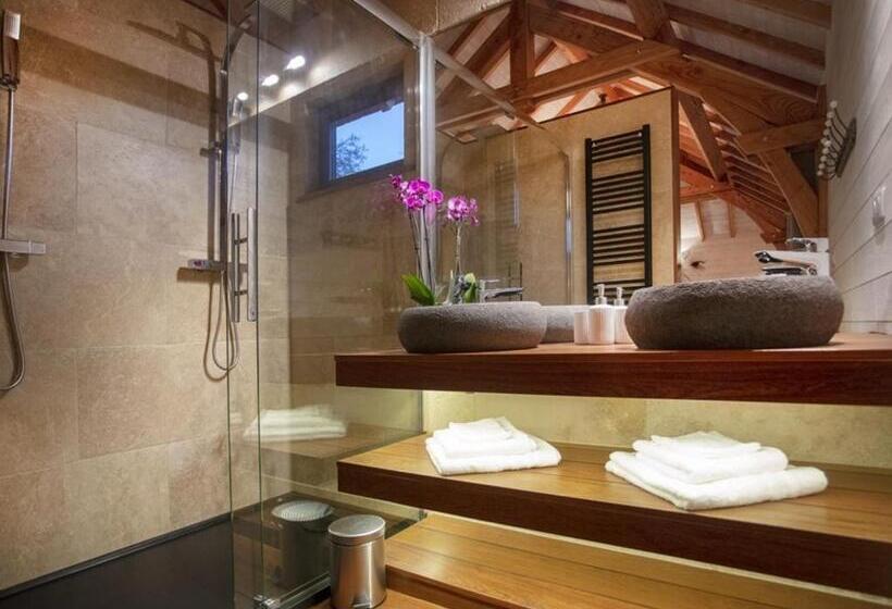 Шале Superior 1 Спальня, Cabane De Prestige Avec Jacuzzi Et Sauna Privatifs