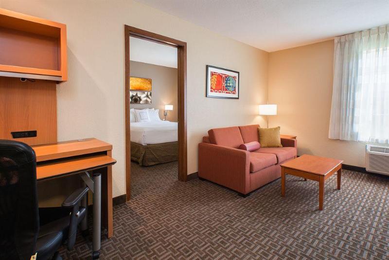 Люкс 2 Спальни, Towneplace Suites Houston Northwest