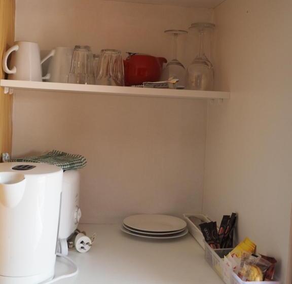 패밀리 룸, Country Road Motel St Arnaud