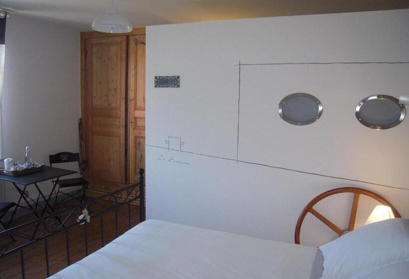 اتاق استاندارد سه نفره, Bed&b La Ferme De L'ostrevent