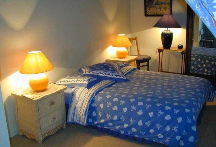 Номер Стандарт, A La Ferme De La Joie   Chambres D Hôtes