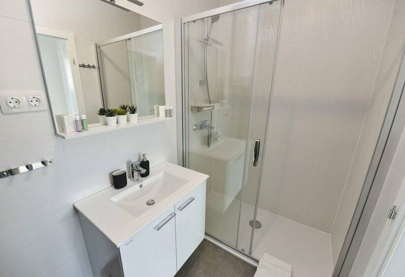 اتاق راحتی, Pool Apartments & Rooms Mare