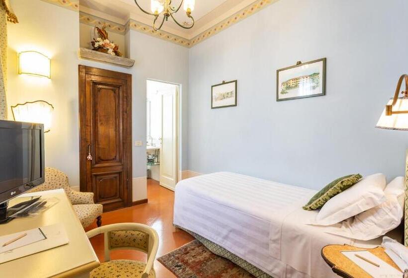 اتاق استاندارد یک نفره, Villa Marsili
